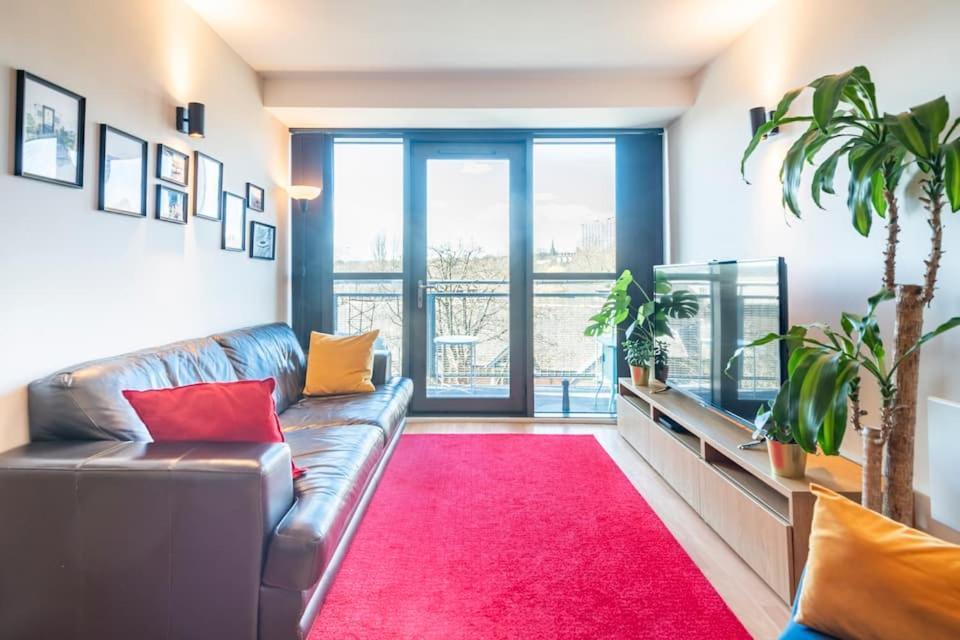 Sheffield City Centre Apartment & Balcony Экстерьер фото